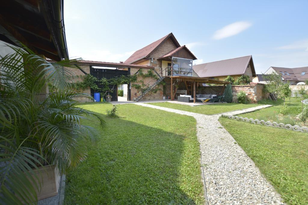 Neustadt Villa Cristian  Ngoại thất bức ảnh