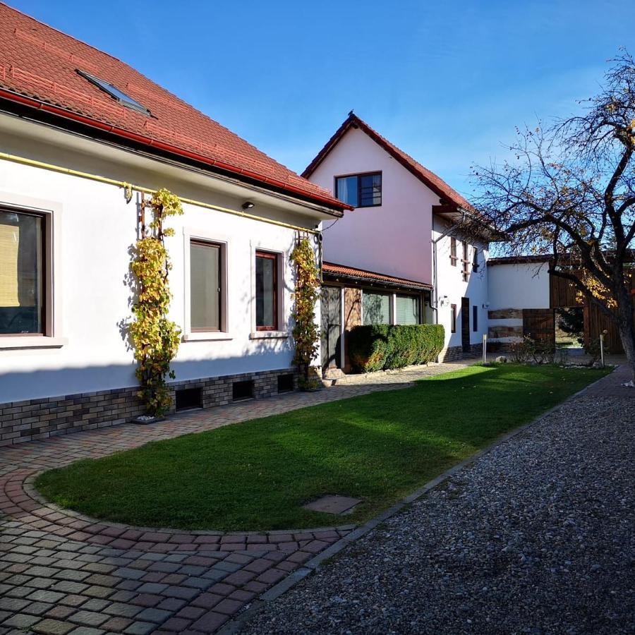 Neustadt Villa Cristian  Ngoại thất bức ảnh